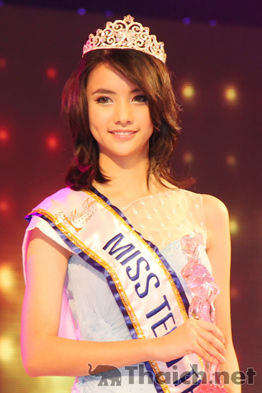 Miss teen Thailand 2011 by Suzuki Jelato